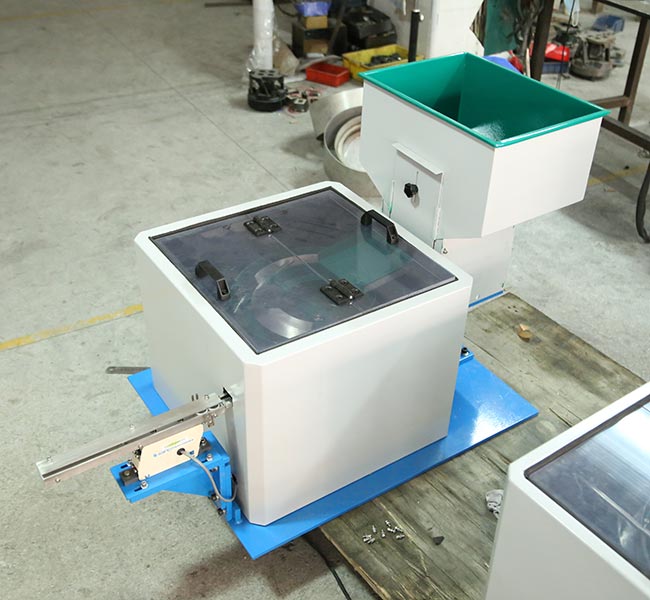 生產(chǎn)車(chē)間